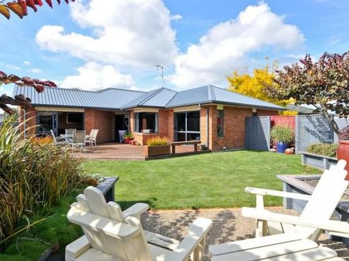 71 Sandwich Road, Saint Andrews