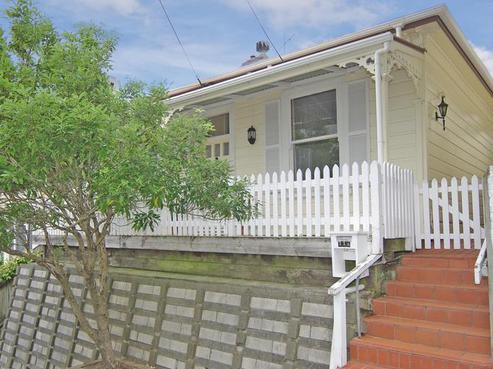 11A Saint Mary Street, Thorndon