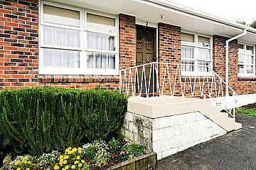 2/143 Point Chevalier Road, Point Chevalier
