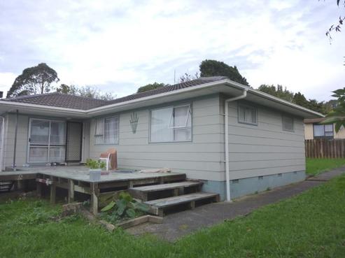 349 Roscommon Road, Clendon Park