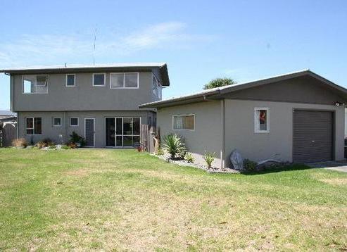 304 Mary Road, Whangamata