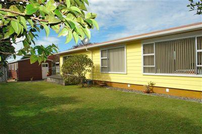 24C Tiverton Crescent, Whalers Gate