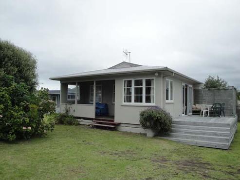 607A Ocean Road, Whangamata
