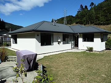 7 Sugar Loaf Place, The Brook