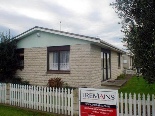 500 Park Road North, Parkvale