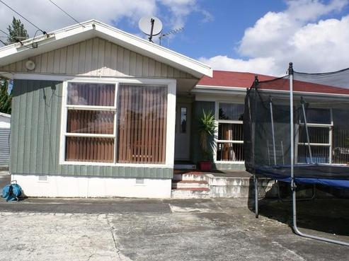 55 Whitley Crescent, Otara