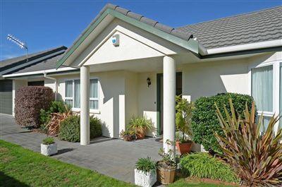 5 Millwood Place, Silverstream