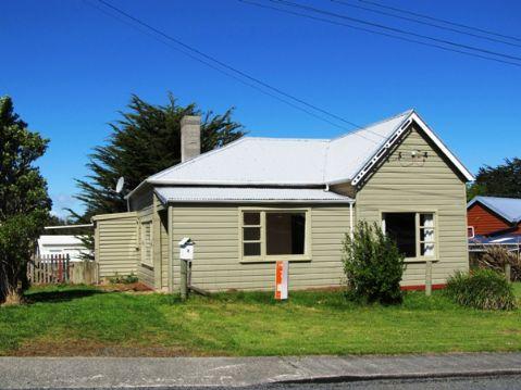 2 Church Street, Clinton and Surrounds