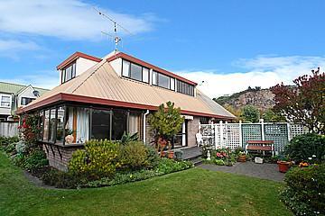 47C Main Road, Redcliffs