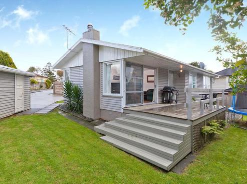 215 Halsey Drive, Lynfield