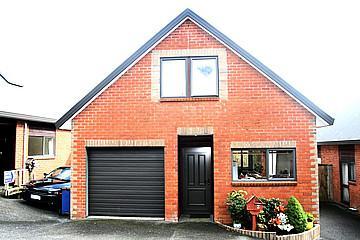 37M Fields Parade, Oteha