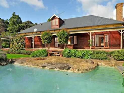 21 Griggs Road, Whitford