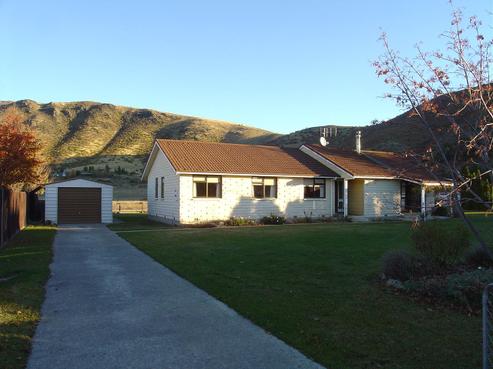 10 Saint Cuthbert Place, Omarama