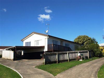 8 Flaunty Place, West Harbour