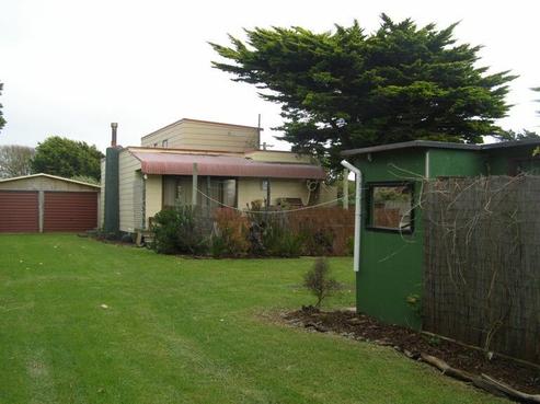 5 Atkinson Avenue, Otaki Beach