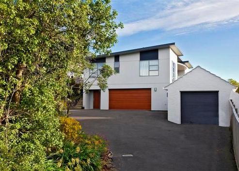 6 Featherston Street, Macandrew Bay