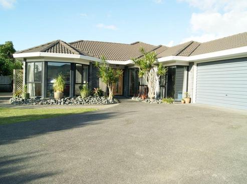 58 Meadowland Drive, Somerville