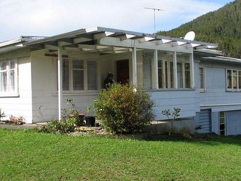2414 State Highway 1, Kaiwaka