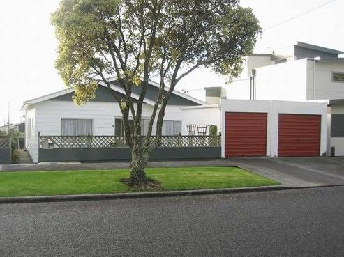 17 Mclean Street, Strandon