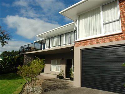 8 Pukaka Street, Strandon