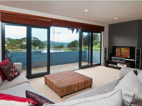 74B Beach Road, Castor Bay