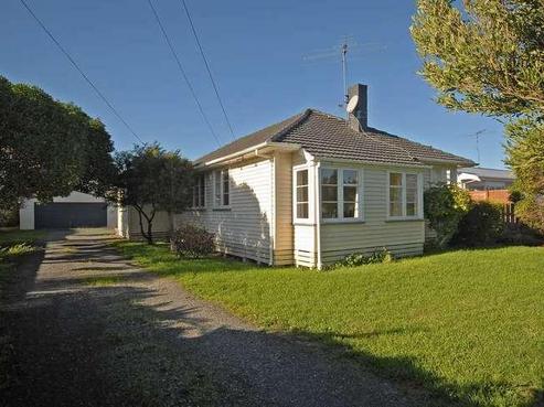 21 Cologne Street, Martinborough