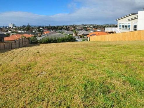 27 Grand Drive, Orewa