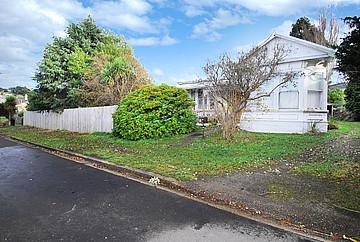15 Duke Street, Sawyers Bay