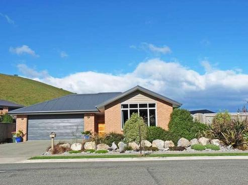 14 Genia Drive, Wakefield