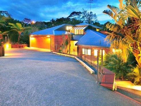 10 Cooper Road, Stanmore Bay