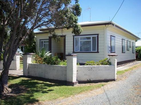 9 Cove Road, Waipu