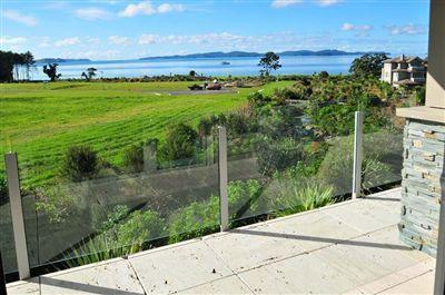 11 Little Compton Mews, Snells Beach