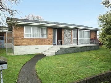 94 Sandwich Road, Saint Andrews