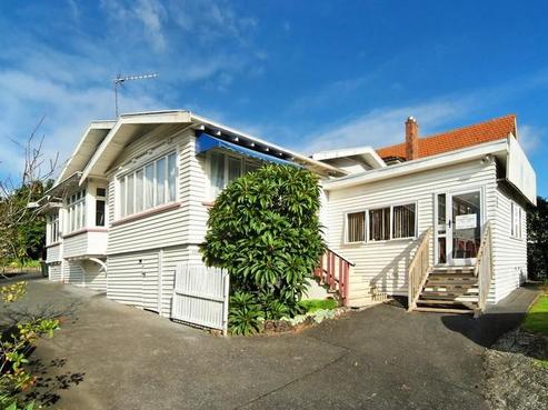 878 New North Road, Mount Albert
