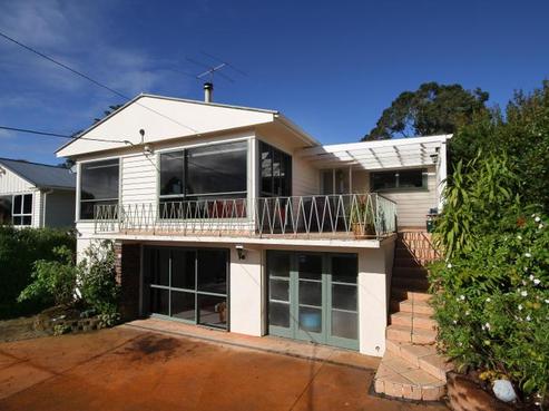 13 Deane Avenue, Titirangi