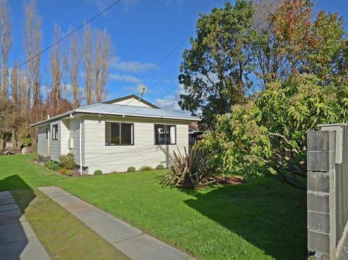 2A Golf Road, Manor Park