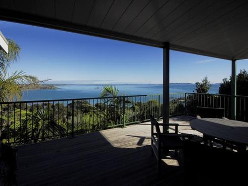 26 Rangikapiti Road, Coopers Beach