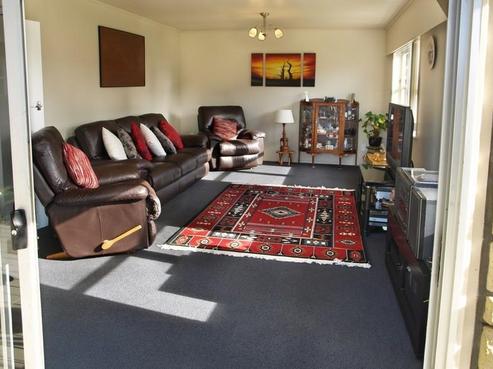 54 George Crescent, Buckland