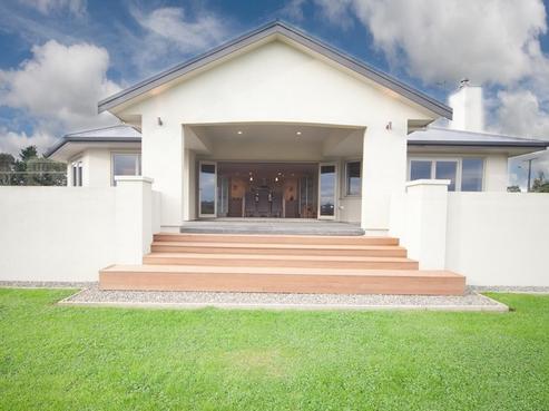 37 Waicola Drive, Fitzherbert