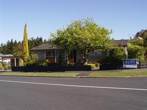 30 Estuary Crescent, Fairfield