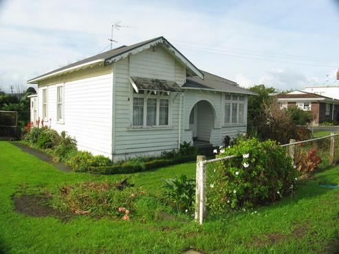 104 Queen Street, Waiuku