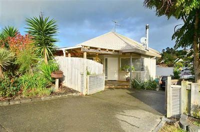 11 Mably Court, Stanmore Bay