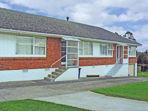 2/2 Archibald Road, Kelston