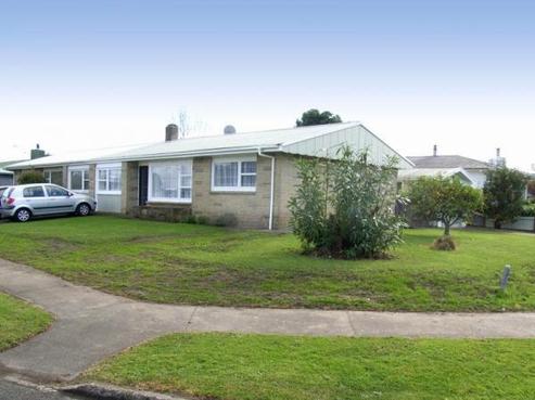 2 Arthur Hobson Avenue, Pirimai
