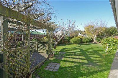 6A Coates Grove, Silverstream