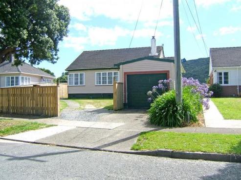 4 Sellers Grove, Taita