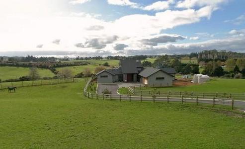 111 Parker Lane, Buckland