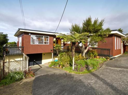 101 Sunset Road, Totara Vale