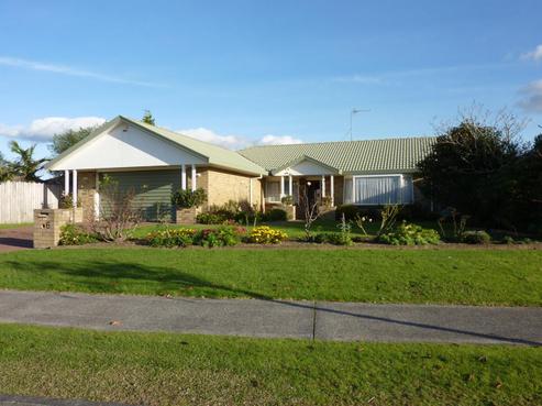6 Amadeus Place, Northpark