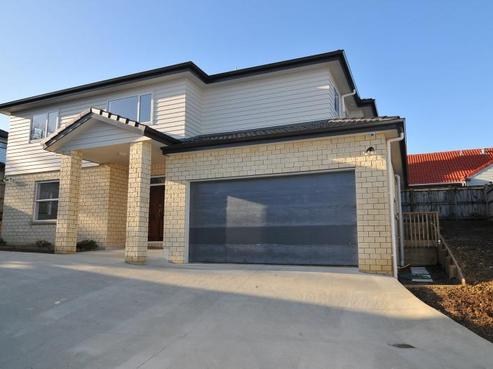 23B Lexington Drive, Botany Downs